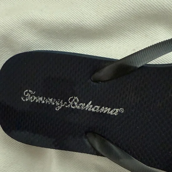 Tommy Bahama Black Sandals - Picture 2 of 5